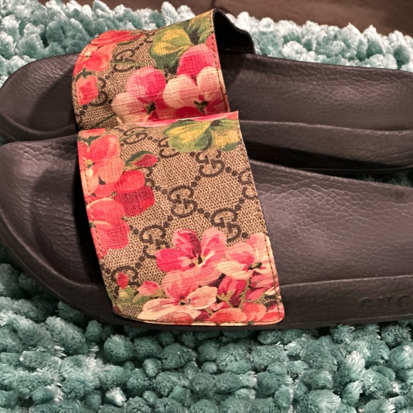 Gucci Authentic Women’s Slides Size 7 - Picture 1 of 7